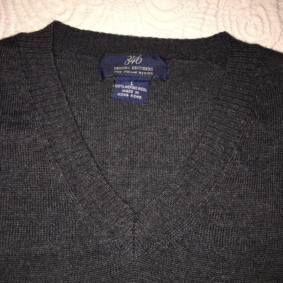 Brooks Brothers Other - Brooks Brothers dark grey wool v neck sweater, L